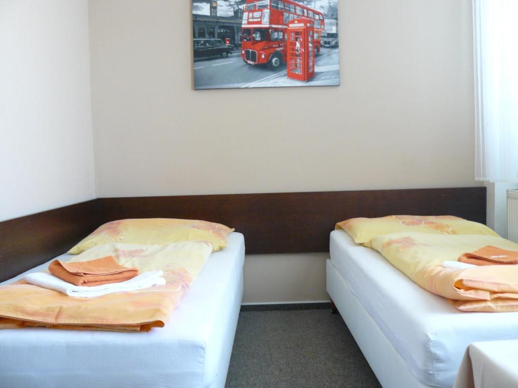 Hotel Bila Ruze Brünn  Szoba fotó
